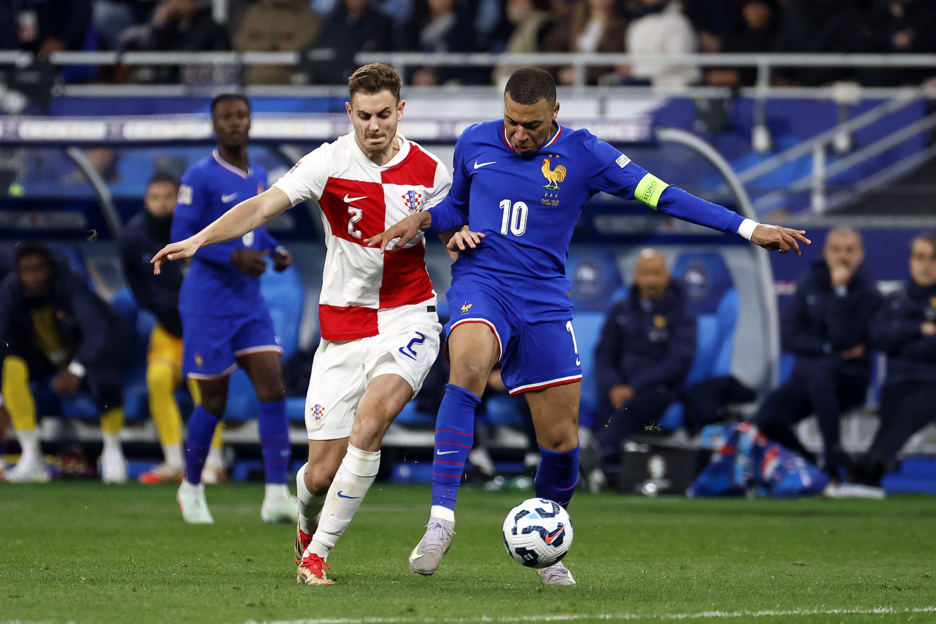 点球机会-切尔西逆袭晋级,闯入欧国联半决赛的是谁